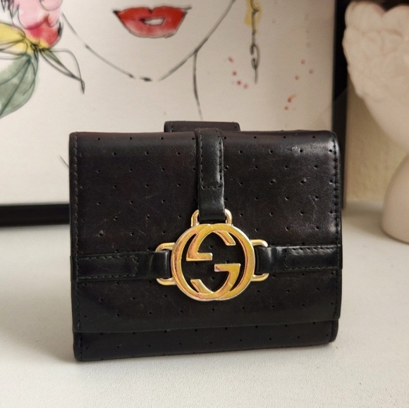 Gucci Accessories - Gucci Wallet